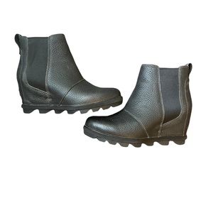 Sorel Chelsea Wedge Bootie black size 8
